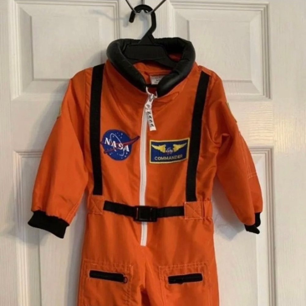 Astronaut costume